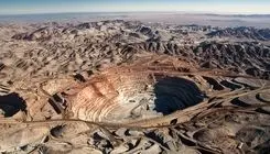 مواد اولیه برای صنایع را با مشارکت کامل بخش خصوصی تامین می‌کنیم