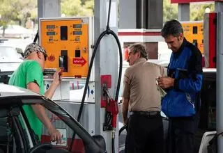 دو برابر شدن قیمت سوخت طی مدت چند هفته در نقاط مختلف دنیا
