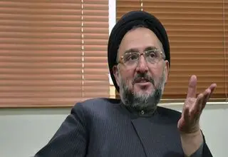 پیشنهاد ابطحی برای انتخابات شوراها: پول و پله محور نشود