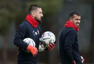 نیازمند دو دروازه‌بان پرسپولیس را اخراج کرد