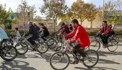 تهران؛ شهری که پیاده‌رو ندارد