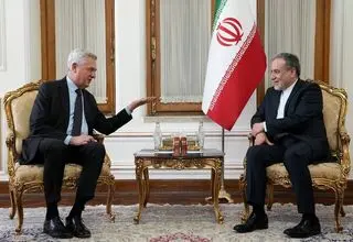 دیدار گراندی با عراقچی در تهران
