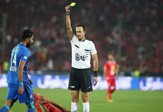 استقلالی‌ها به دنبال تغییر داور دیدار مقابل فولاد 
