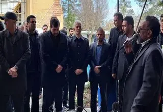 تجدید بیعت وزیر و جامعه ورزش با شهدا
