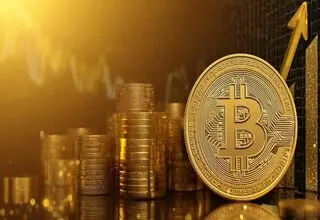 رسیدن قیمت بیت‌کوین به ۱۰۰ هزار دلار تا پایان سال ۲۰۲۶ +جدول رمزارزها