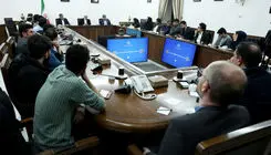 عارف: دانشجویان مانند گذشته حاضر به پرداخت هزینه نیستند