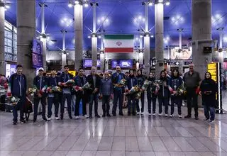 تیم ملی بسکتبال پسران و دختران به میهن بازگشتند