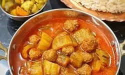 طرز تهیه خورش خیار چنبر با گوشت قلقلی