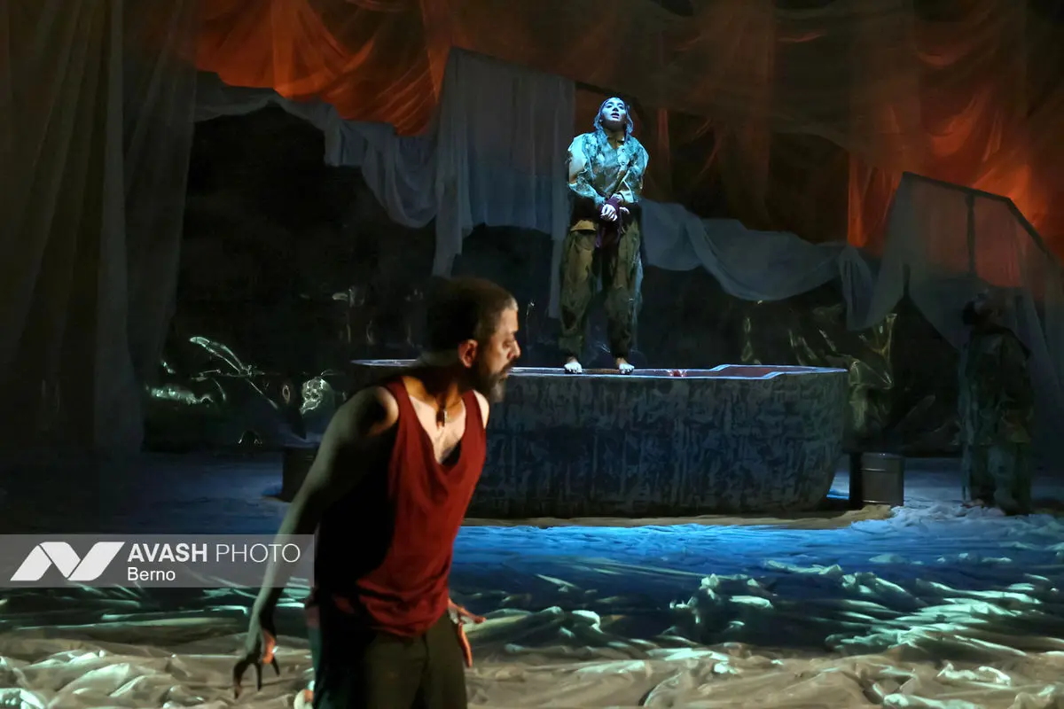 نمایش شاخ بی‌سر