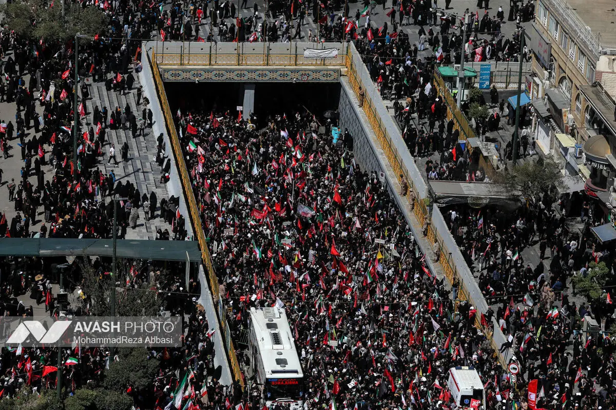 مراسم تشییع پیکر مطهر رهبر شهید انقلاب - مشهد
