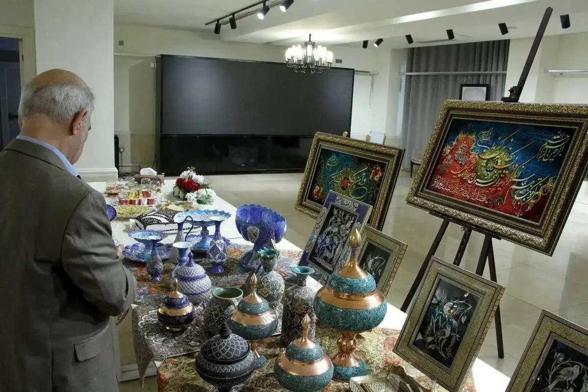 آثار هنری بانوان ایرانی و عراقی در بغداد نمایش داده می‌شود