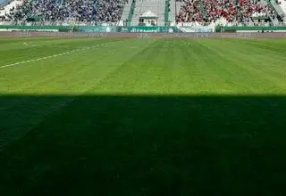 ظرفیت ورزشگاه امام خمینی اراک تکمیل شد