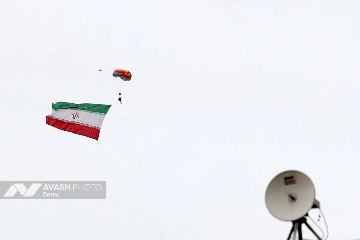 حضور مردم و مسئولان در راهپیمایی ۲۲ بهمن