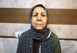 این زن سارق طلافروشی‌ است +عکس بدون پوشش