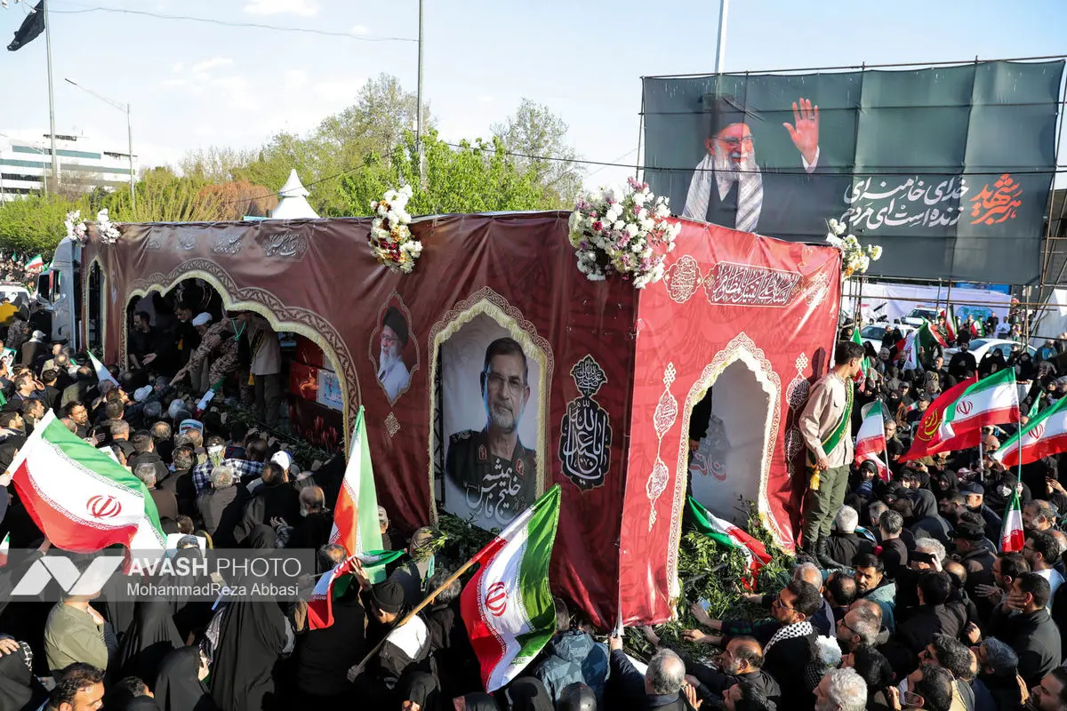 تشییع پیکر دریابان شهید «علیرضا تنگسیری» و جمعی از شهدای والامقام