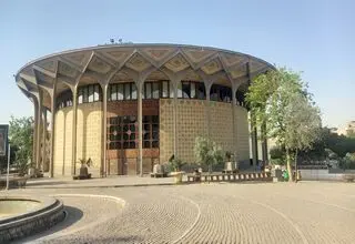 پوستر یازدهمین دوره انتخاب آثار برتر ادبیات نمایشی ایران رونمایی می‌شود 