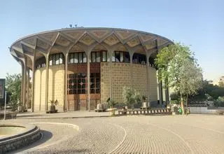 پوستر یازدهمین دوره انتخاب آثار برتر ادبیات نمایشی ایران رونمایی می‌شود 