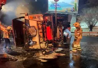 تصادف هولناک خودروی حامل بنزین سیار در بزرگراه چمران