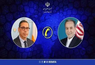 عراقچی با وزیر امور خارجه قبرس گفتگو کرد