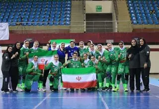 دختران هندبال حریفان خود را در جهانی شناختند