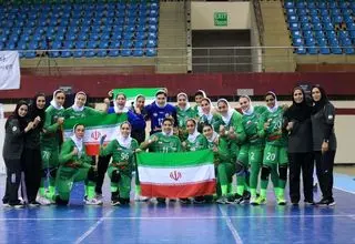 دختران هندبال حریفان خود را در جهانی شناختند