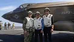 ویتکاف و داماد ترامپ از ناو آبراهام لینکلن بازدید کردند