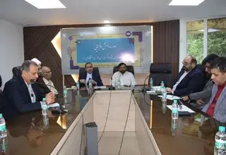 نقش زبان فارسی در تولید دانش بشری برجسته است