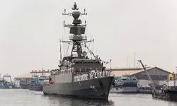 ناوشکن «دنا»در بندر ویشاخاپاتنام هند پهلو گرفت