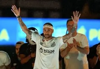 ستاره فوتبال جهان قمارباز شد!