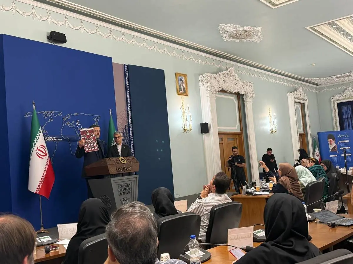 بقایی: لاریجانی فرستاده ویژه رئیسجمهور بود/ در وضعیت فعلی برنامهای برای گفتوگو با آمریکا نداریم
