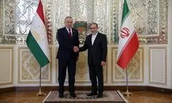 عراقچی با وزیر امور خارجه تاجیکستان دیدار کرد