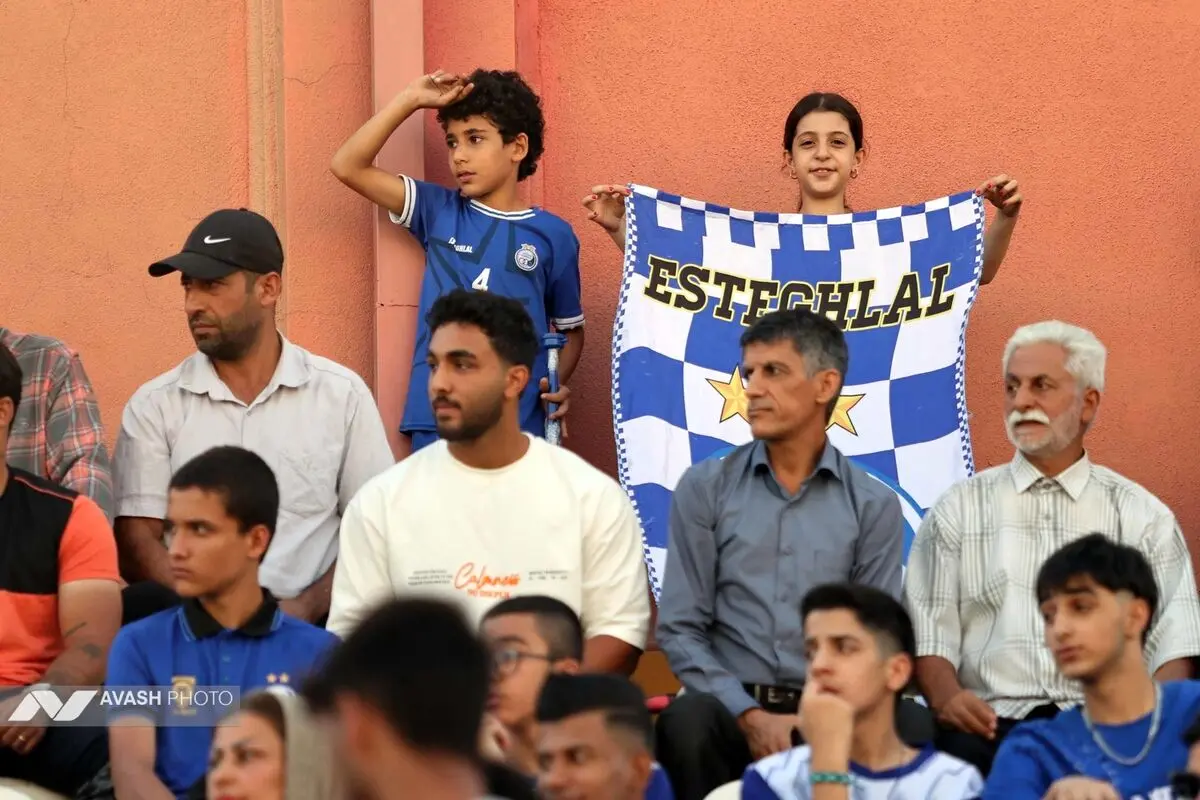 نونهالان استقلال و پرسپولیس