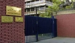 خروج دیپلمات‌های انگلیسی از ایران، بخشی از جنگ روانی آمریکاست