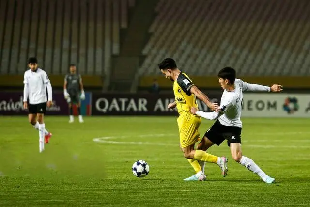 بهترین بازیکن دیدار سپاهان و آخال بردیف شد