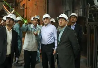  از بسته بودن طولانی نماد فولاد مبارکه باید پرهیز کنیم