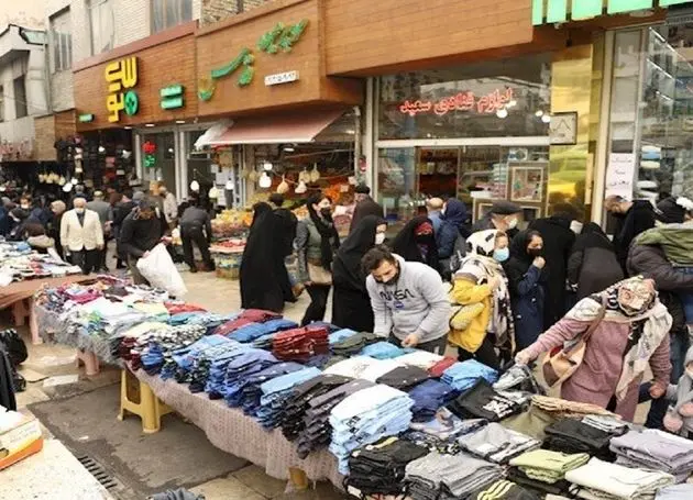 تراز پیچیده دستفروشی در شهر