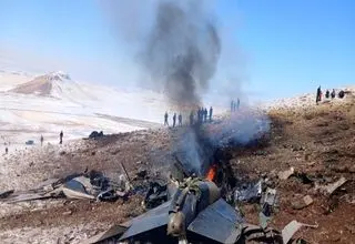 سقوط جنگنده هنگام اجرای نمایش هوایی+فیلم