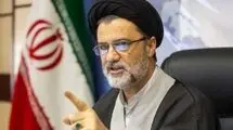نبویان: تغییر مواضع ندادم