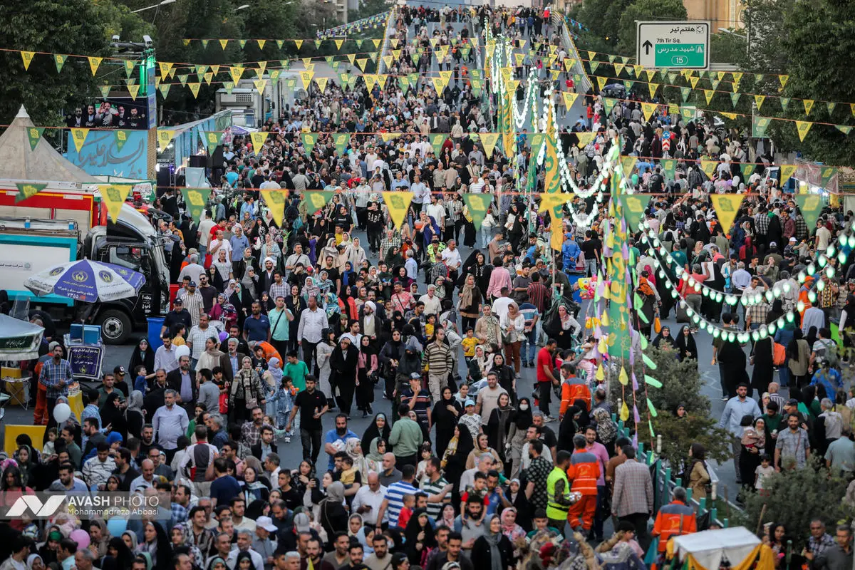 اجتماع ۵ کیلومتری امام رضایی‌ها در تهران