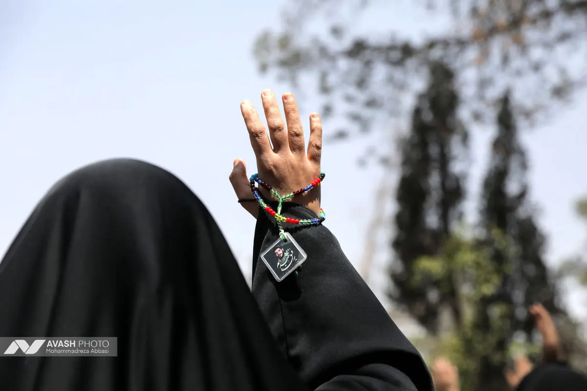 مراسم تشییع پیکر سردار حاجی زاده