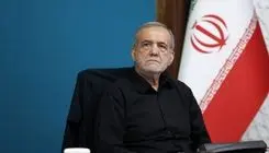 اگر مردم را داشته باشیم هیچ قدرتی نمی‌تواند ایران را زمین‌گیر کند