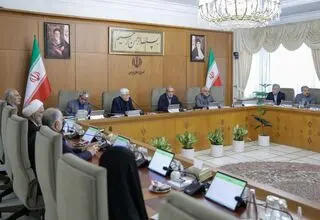 دستور فوری پزشکیان به وزرا: تعاملات و ارتباطات خود را با کشورهای همسایه دنبال کنید