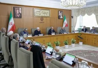 آرایش جلسه هیئت دولت در اولین جلسه رسمی بعد از حمله اسرائیل به ایران