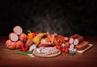 معادل فارسی سوسیس و کالباس چیست؟ 