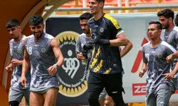 کارترون با دو غایب کلیدی مقابل استقلال