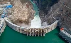 نیروگاه‌های بالای ۱۰ مگاوات برق‌آبی در دسته تجدیدپذیرها قرار نمی‌گیرند