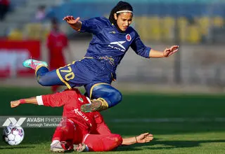 لیگ برتر فوتبال زنان - پرسپولیس و خاتون بم