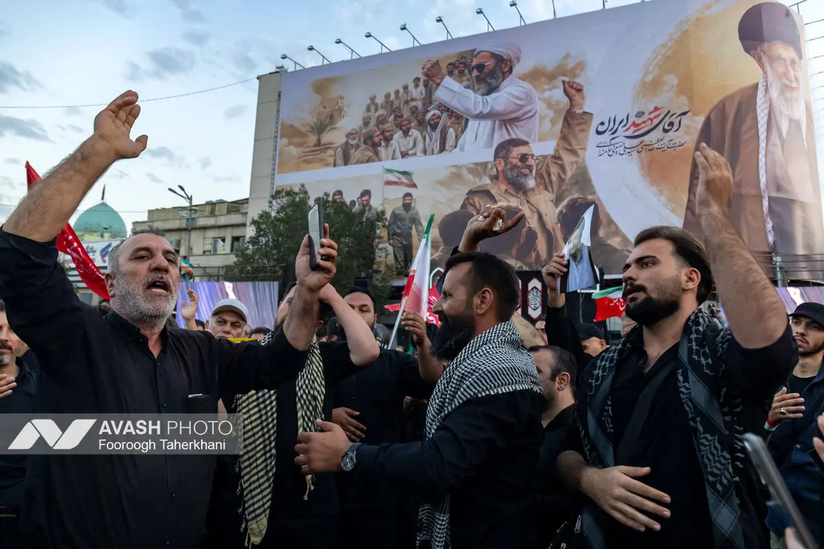 مراسم تشییع پیکر مطهر رهبر شهید انقلاب در تهران - ۴