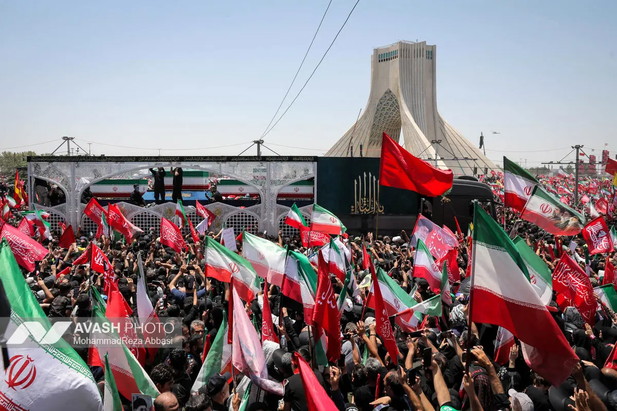 مراسم تشییع پیکر مطهر رهبر شهید انقلاب در تهران -