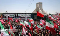 وداع آخر مردم پایتخت با رهبر شهید انقلاب/ حضرت آیت الله خامنه ای برای همیشه از تهران رفتند/ فیلم
